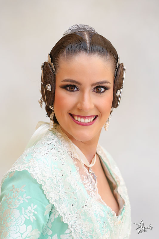 Esther Naharros García