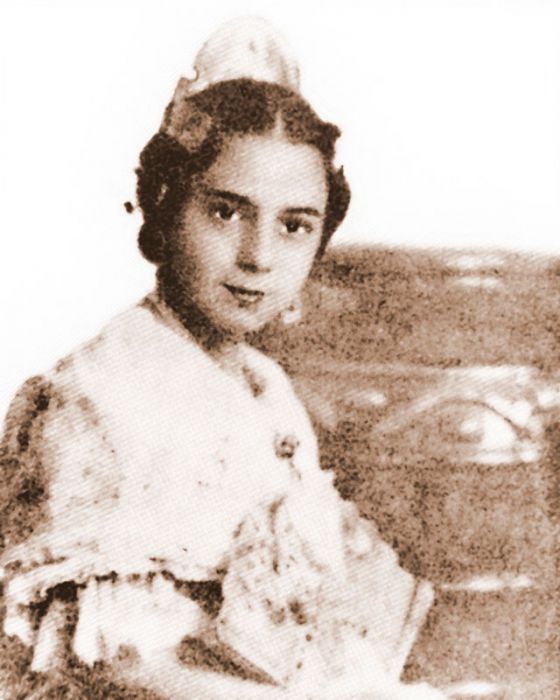 María del Carmen Barrera Risueño