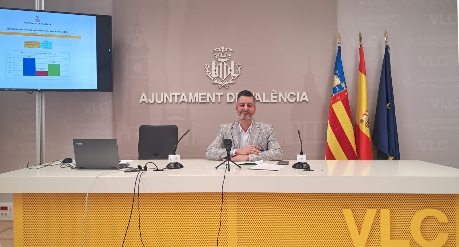 Sortejades les deu mil invitacions que l’Ajuntament distribuïx per als concerts de Falles