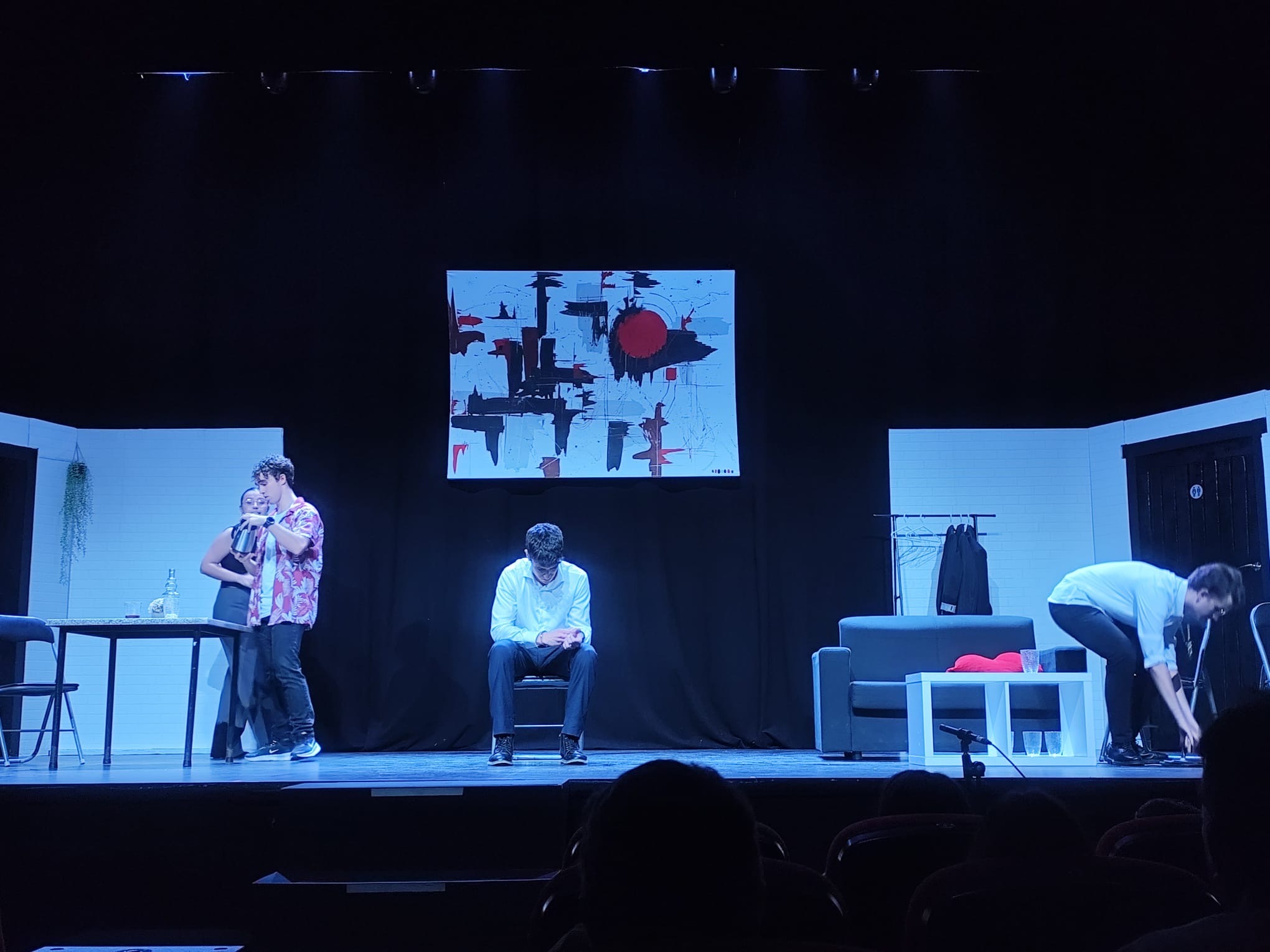 TEATRE FALLER – Barri Sant Isidre presenta ‘Sota teràpia’