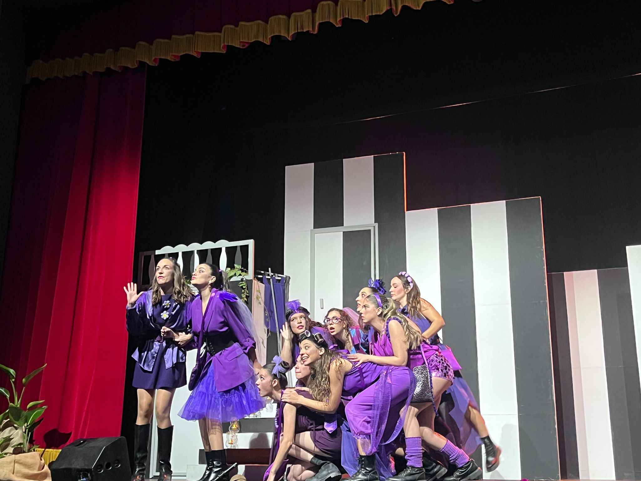 TEATRE FALLER – ‘Les assembleistes’, l’obra d’Arquebisbe Olaechea-Sant Marcel·lí