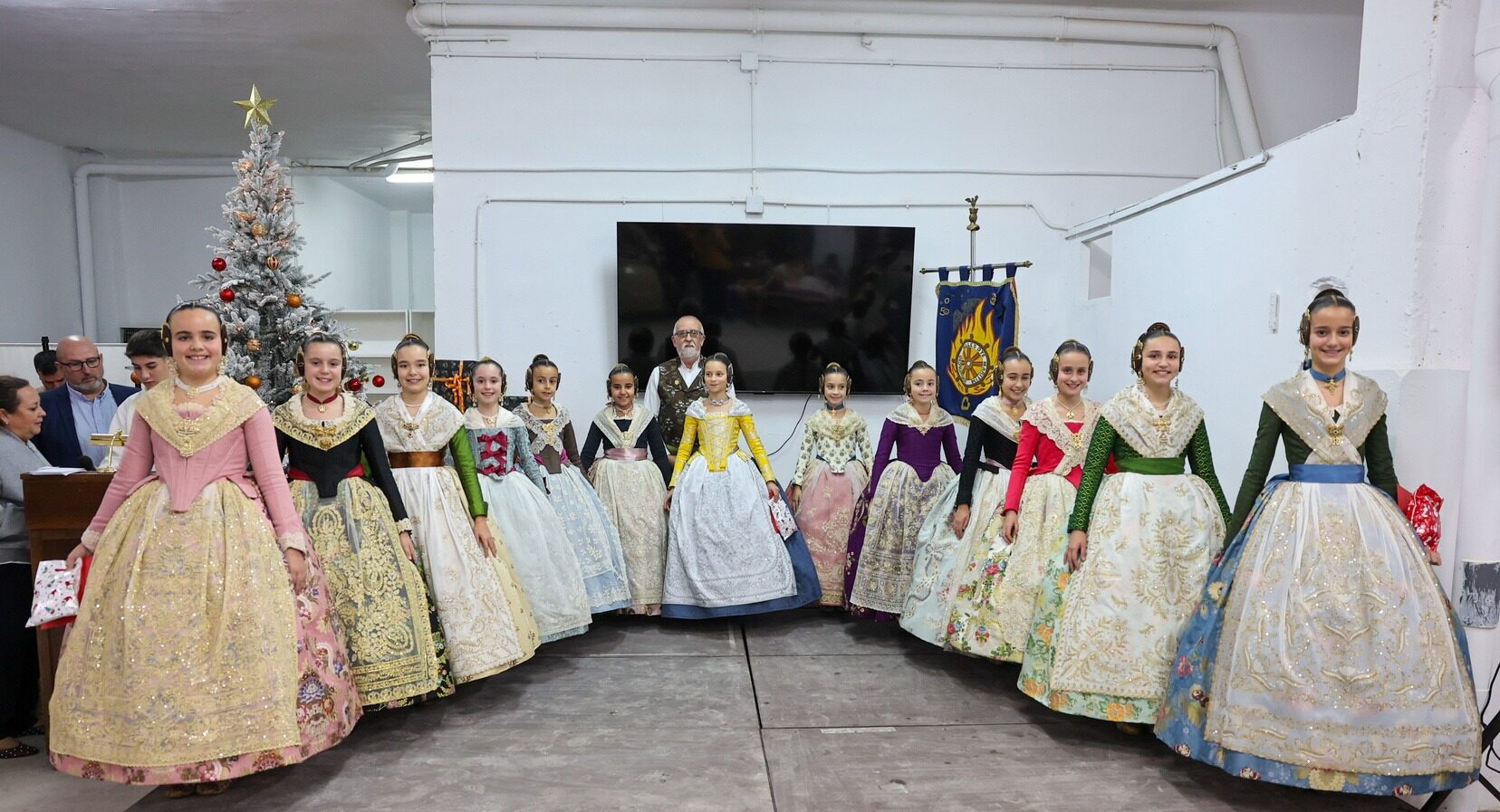 La Agrupación del Marítimo entrega los premios de su Concurso de Belenes