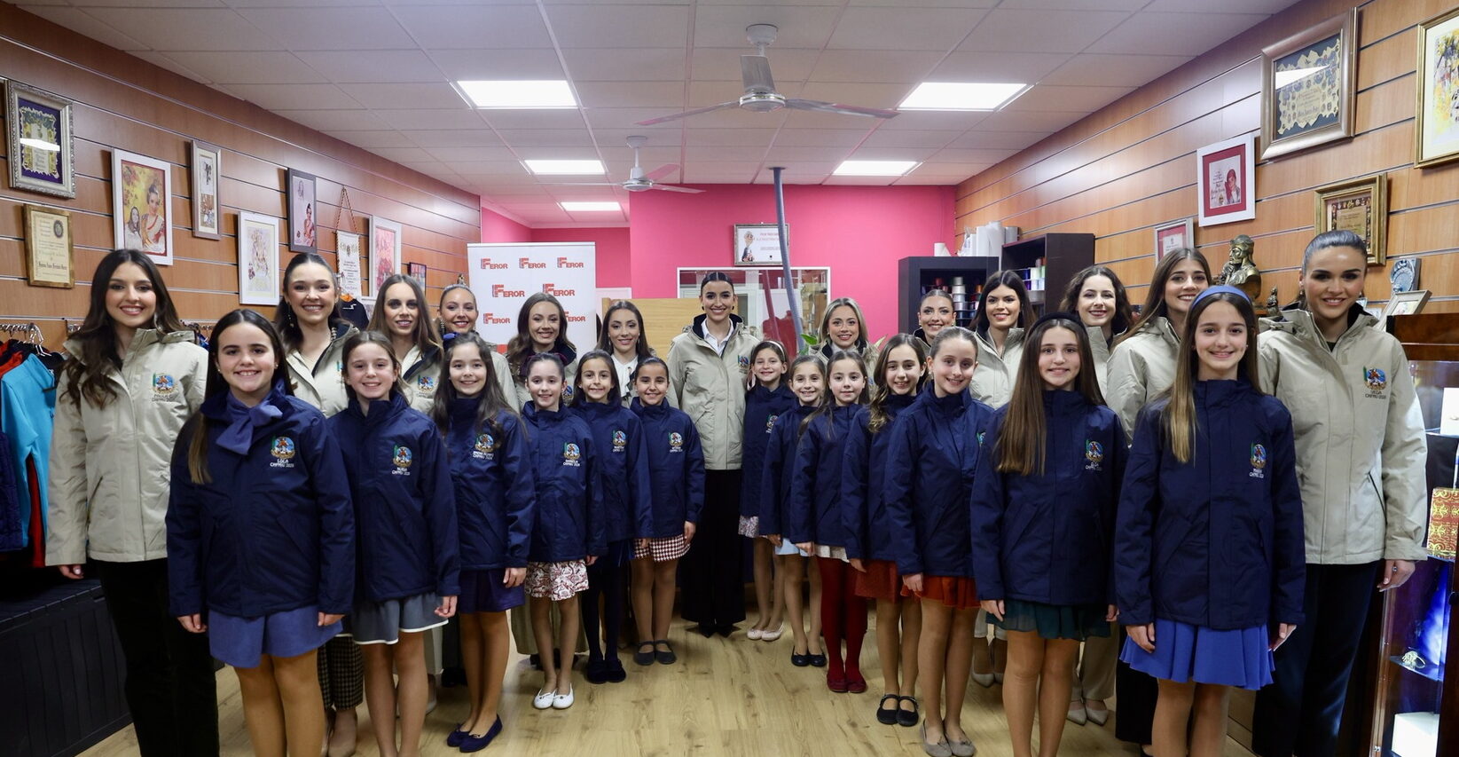 Feror fa lliurament de les parques a les nostres màximes representants