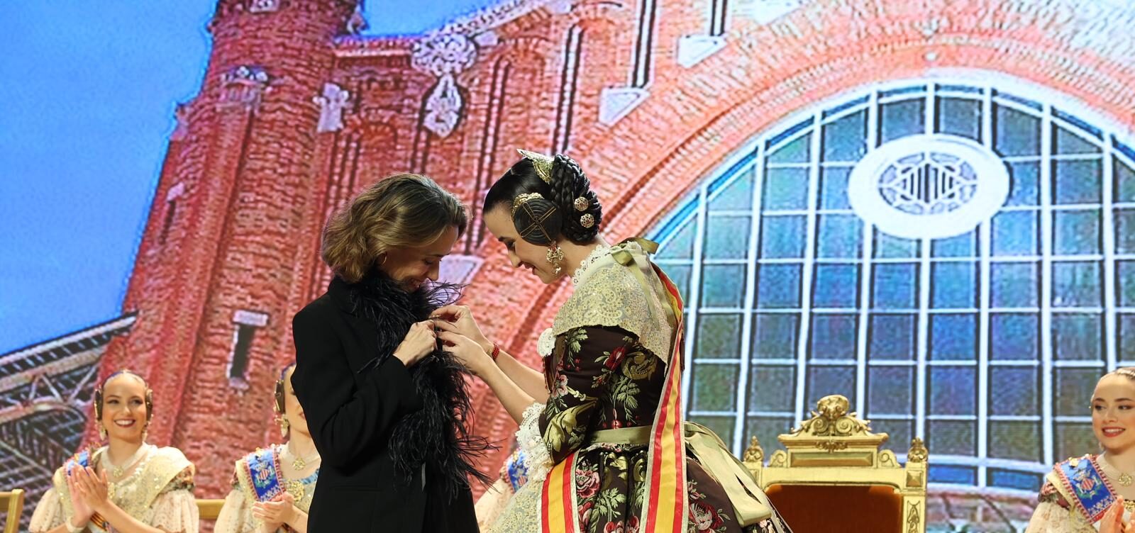 Nueva jornada de intercambio de fotografías y entrega de Brillants con la FMV