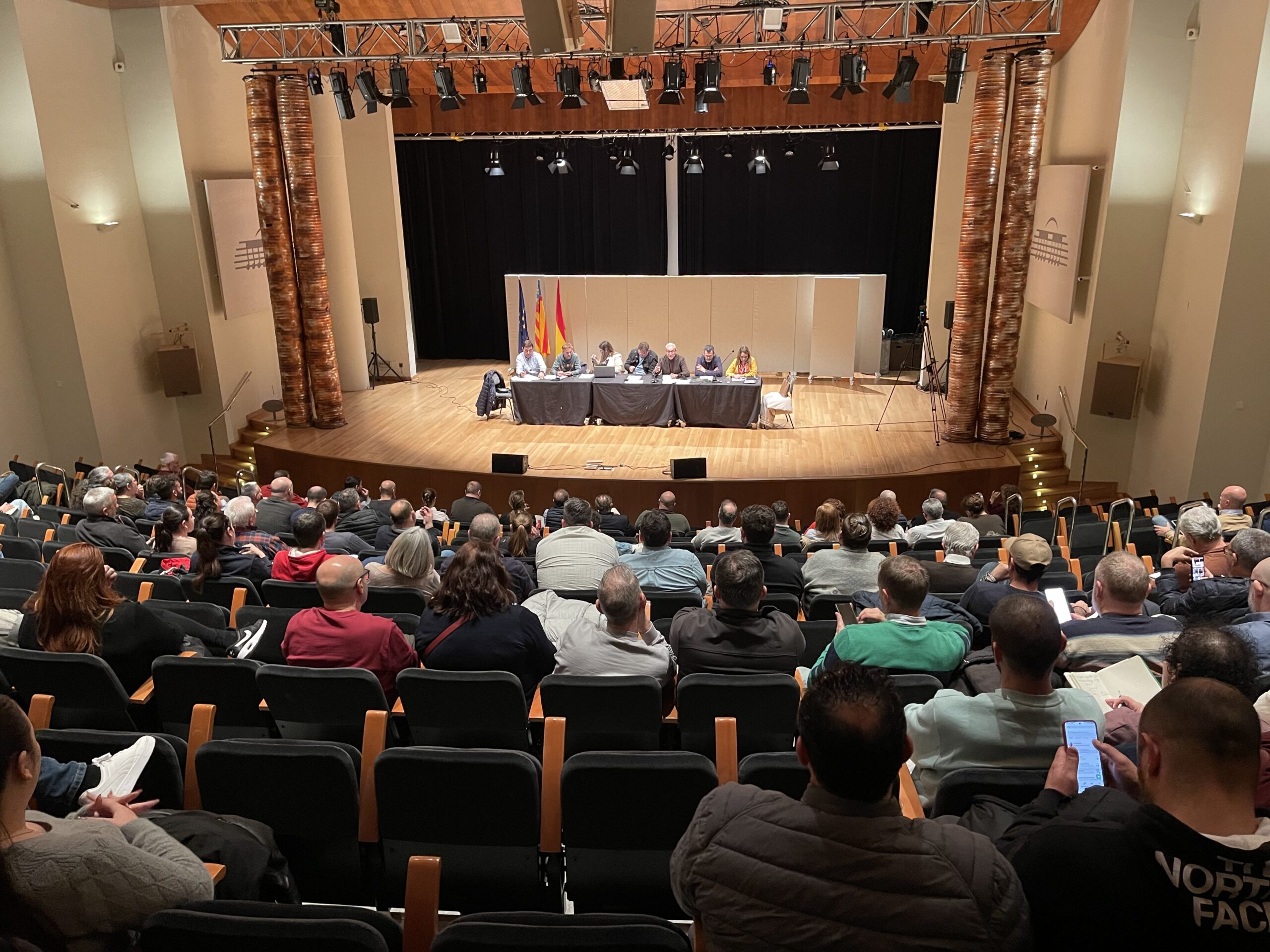 Concedit ja el 75% dels permisos de carpes, zona de focs i activitats