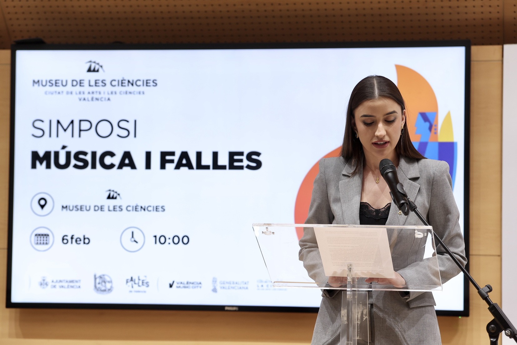 Valencia celebra el primer simposio ‘Música i Falles’