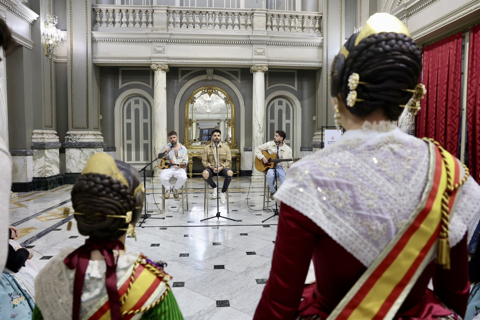 Bombai ofereix un concert per a les FFMMV i les seues Corts d´Honor