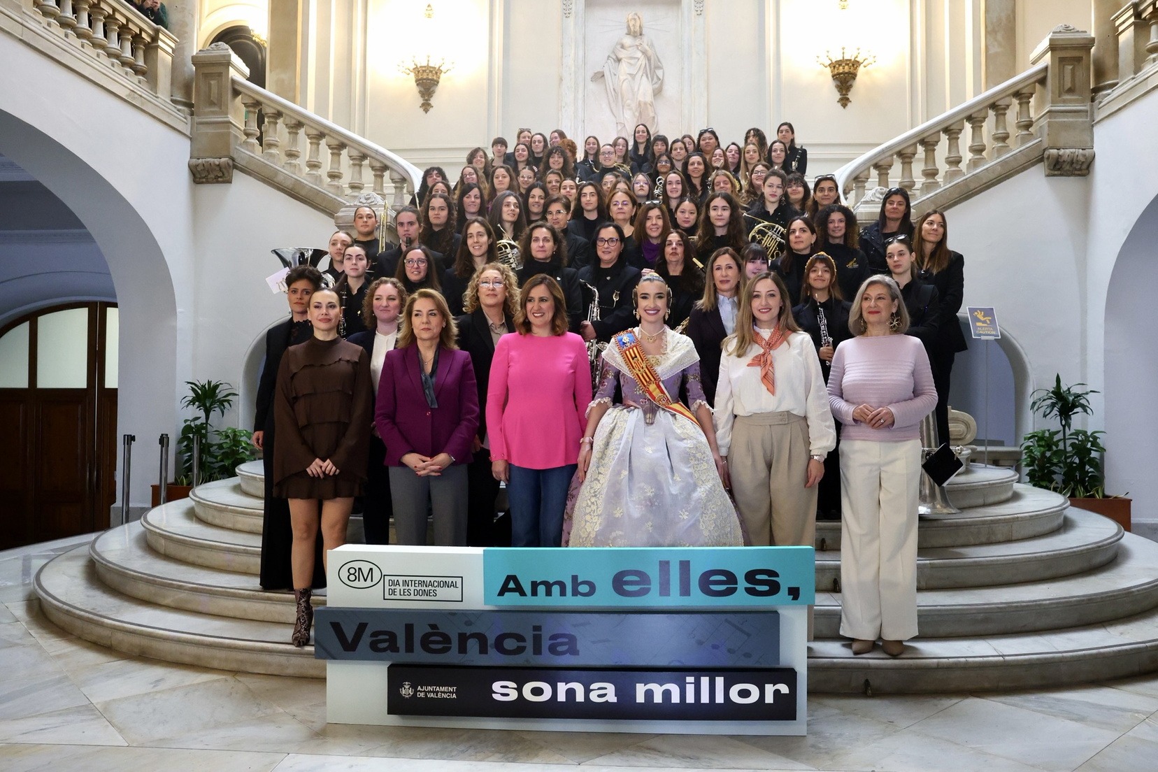 El Salón de Cristal acoge la recepción por el Día Internacional de la Mujer