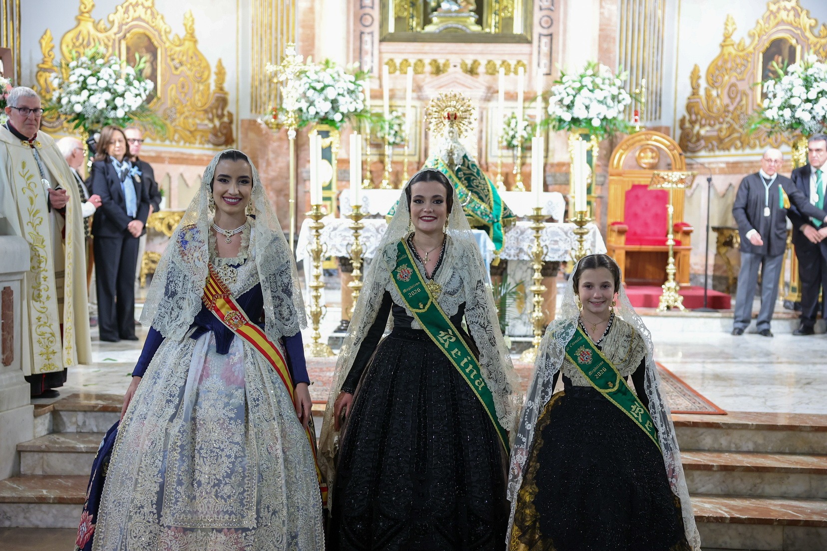 La FMV y su CH participan en la Ofrenda a la Mare de Déu del Lledó