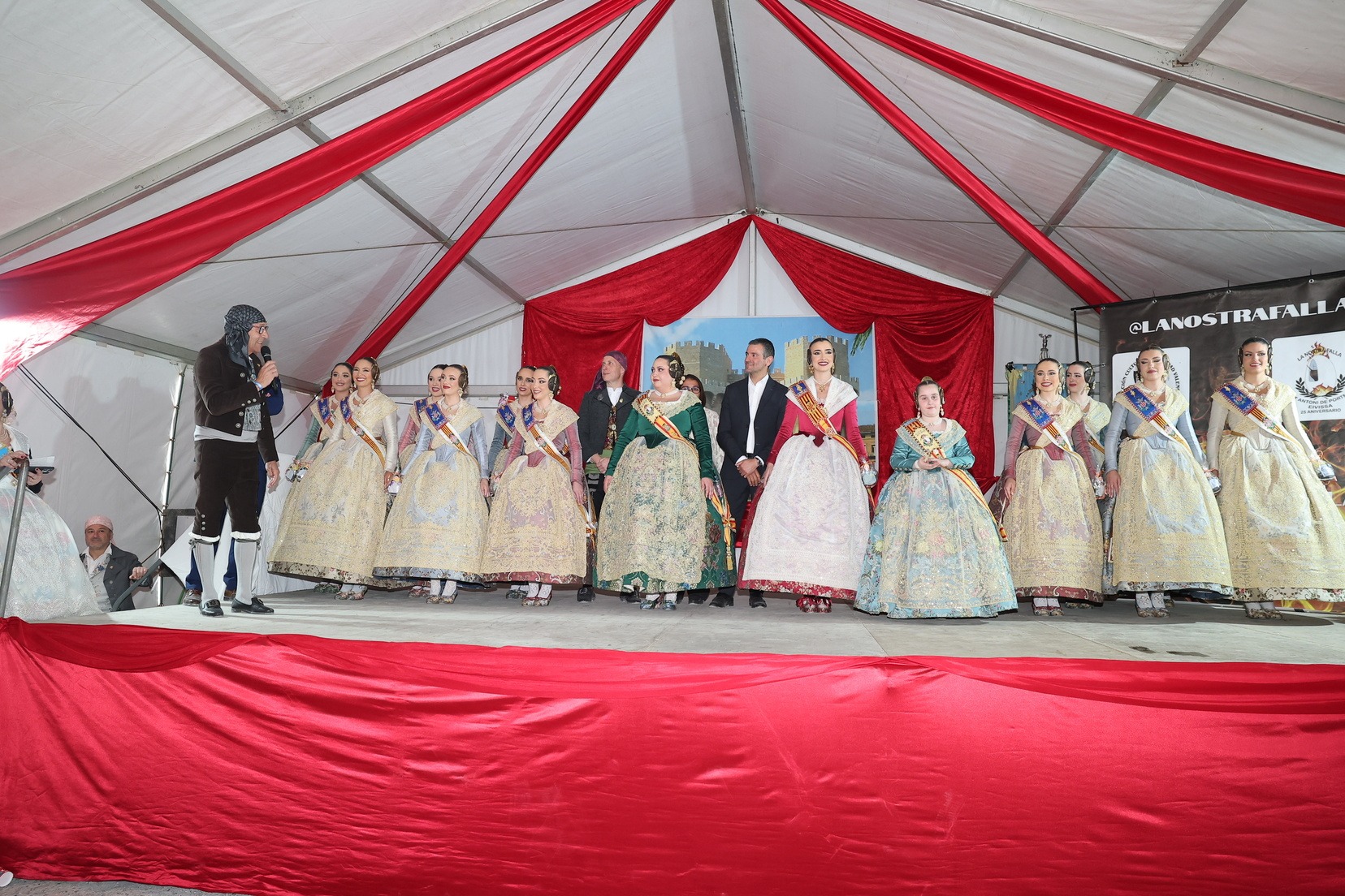 Las Fallas de Valencia celebran el 25 aniversario de La Nostra Falla