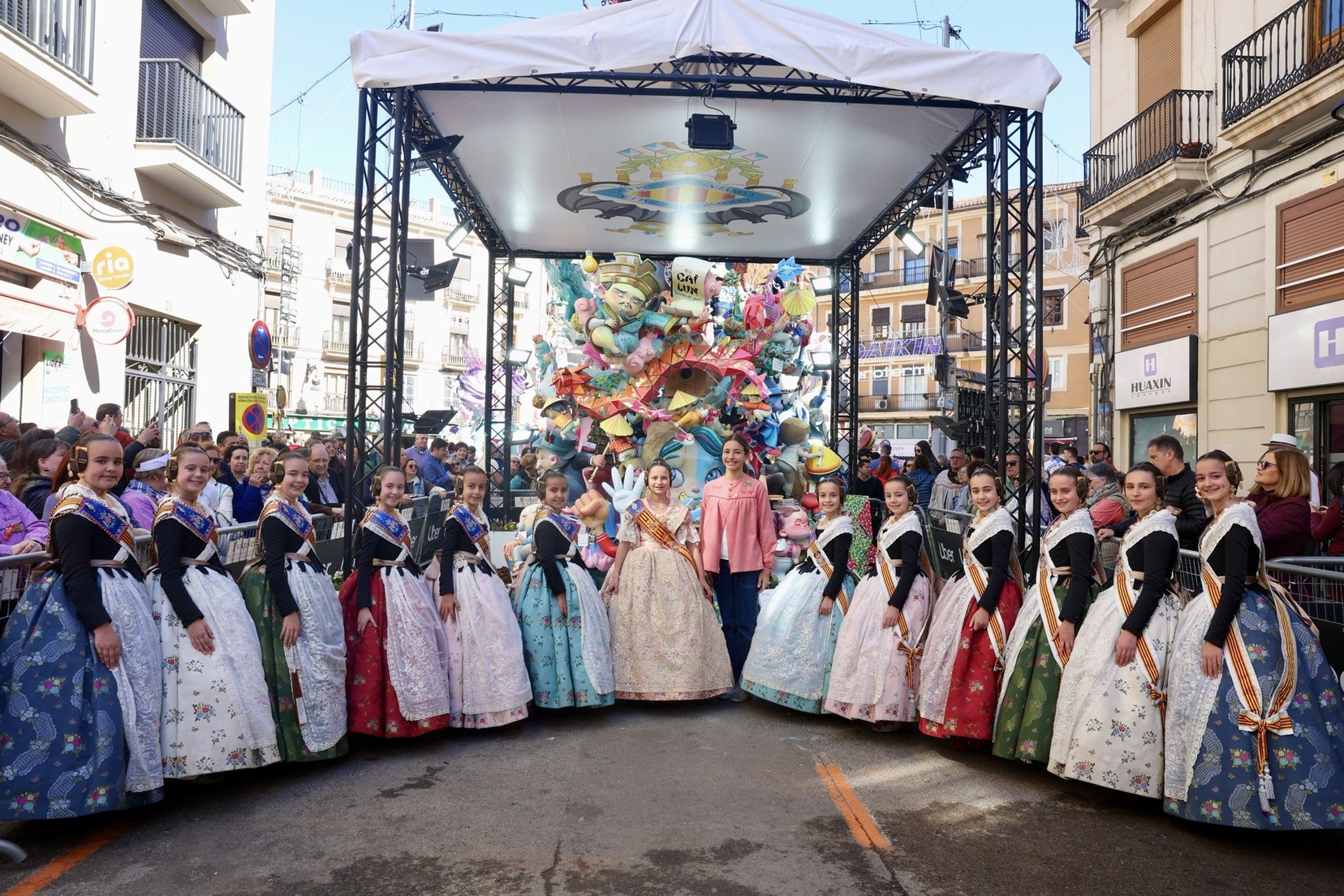 La FMIV i la seua Cort d’Honor visiten el según premi de especial