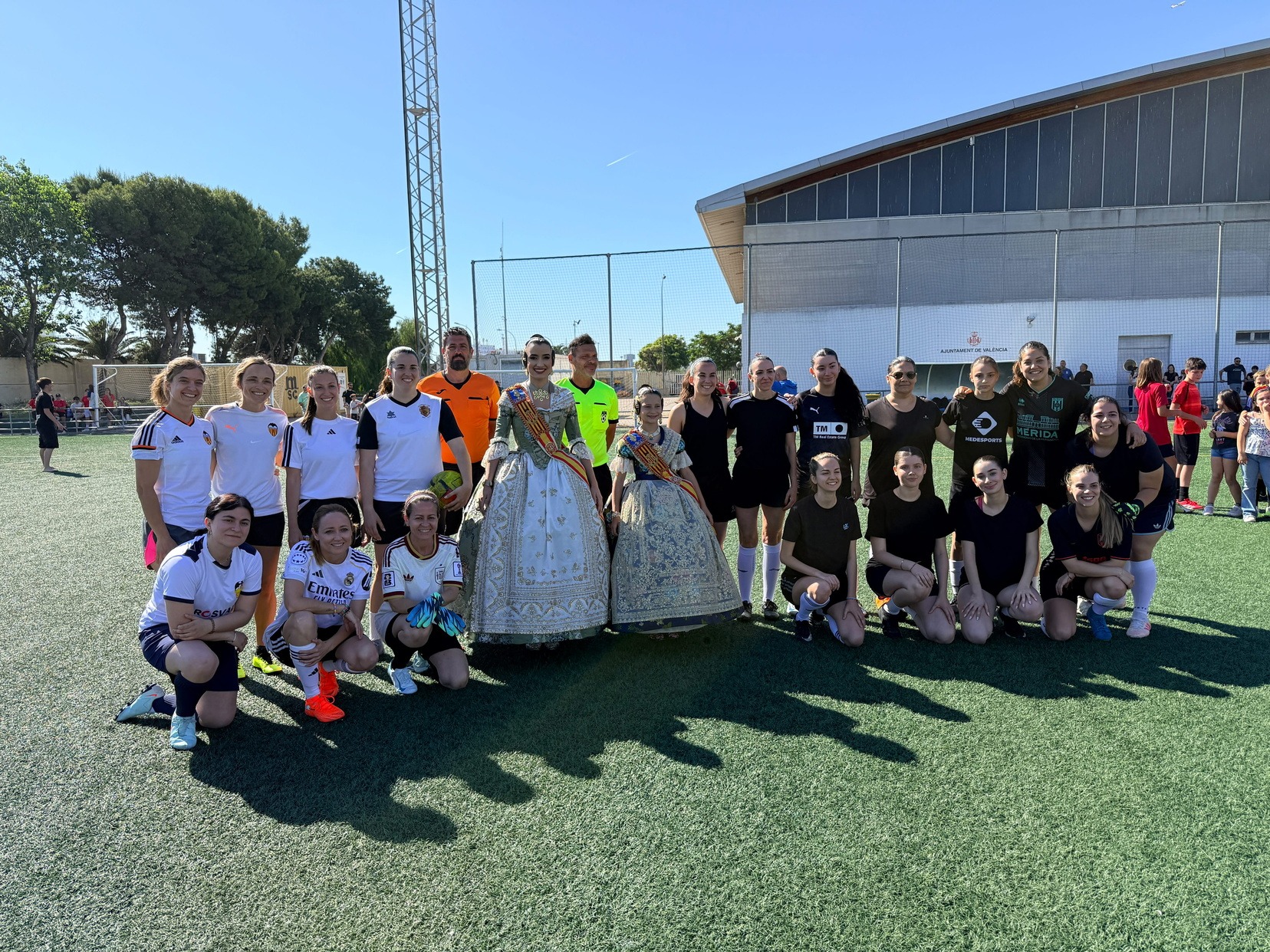 El Polideportivo de Nazaret acoge el Torneo de Fútbol 7 Infantil y Femenino