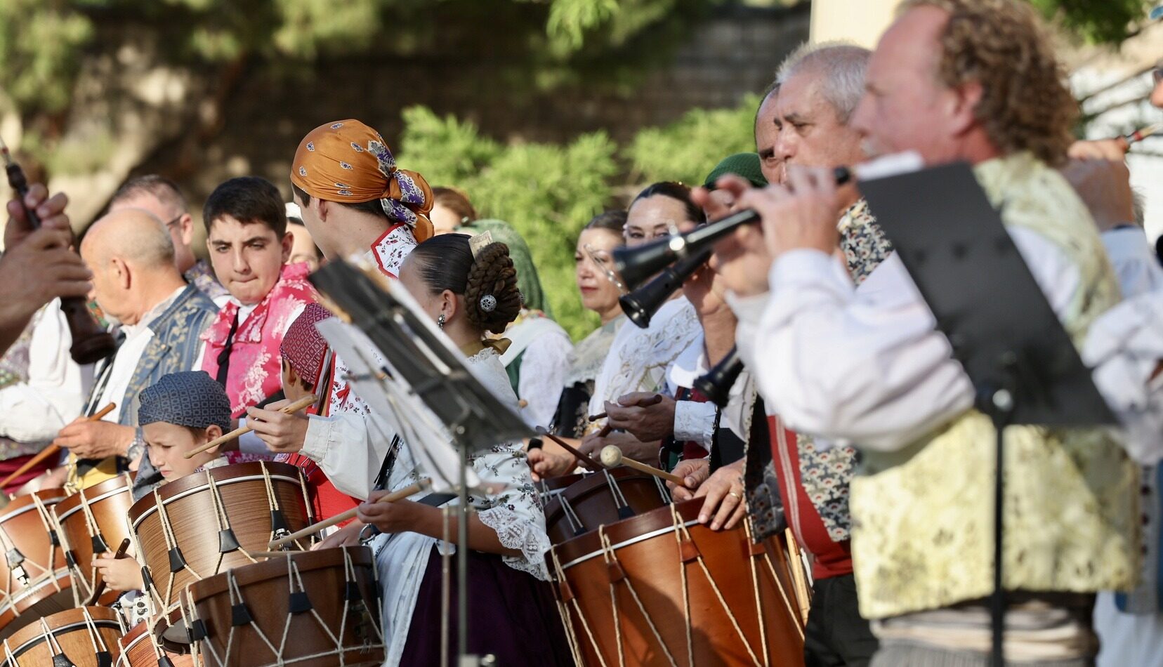 La Escuela de Tabal i Dolçaina y Cant d’Estil recibe sus diplomas