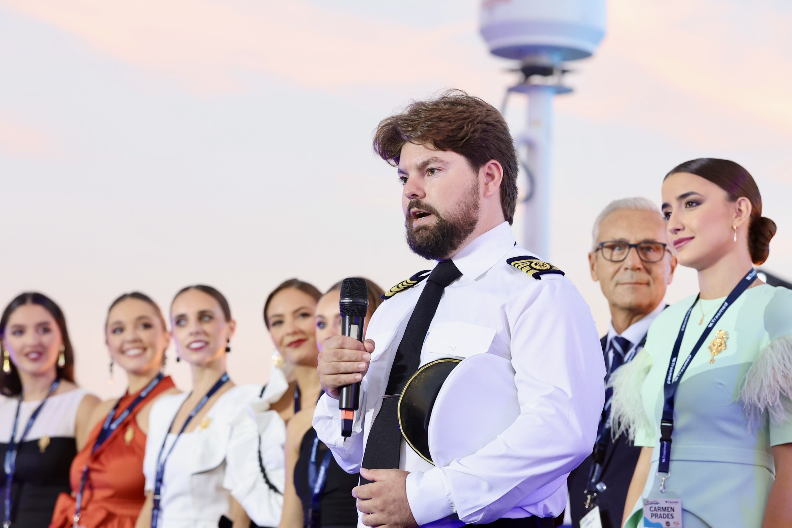 Comença la convivència de les candidates a FMV27 a bord del ferri de Trasmed