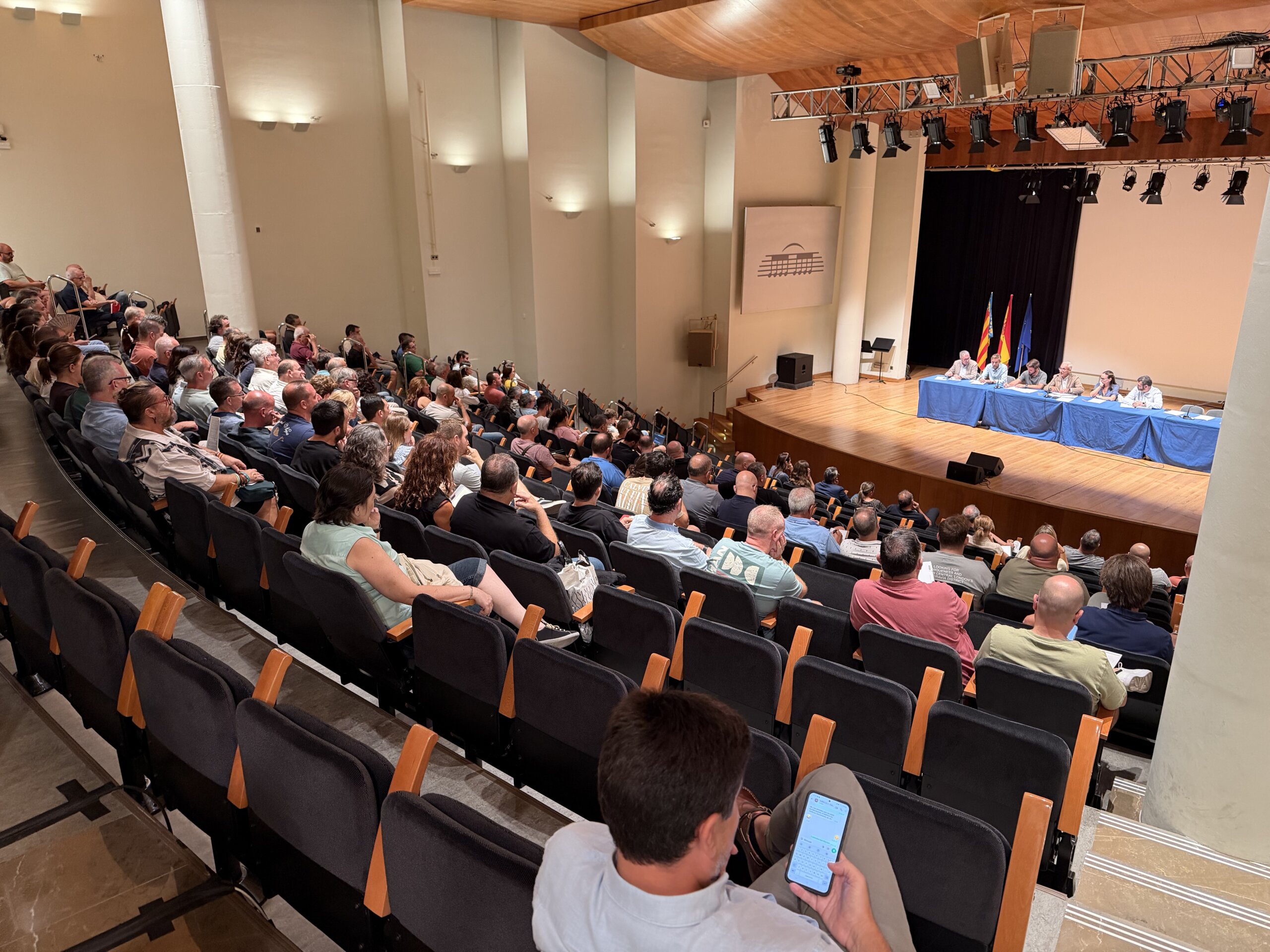 Más entradas para las comisiones con candidata para el acto de la Elección