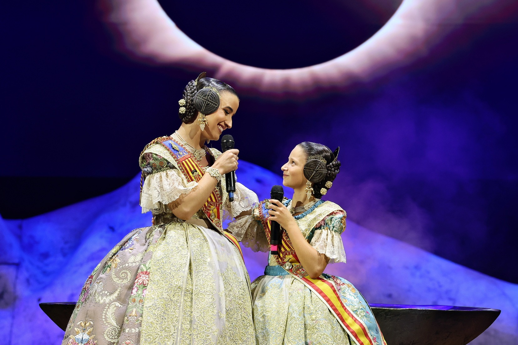 Carmen y Marta s’acomiaden del món faller