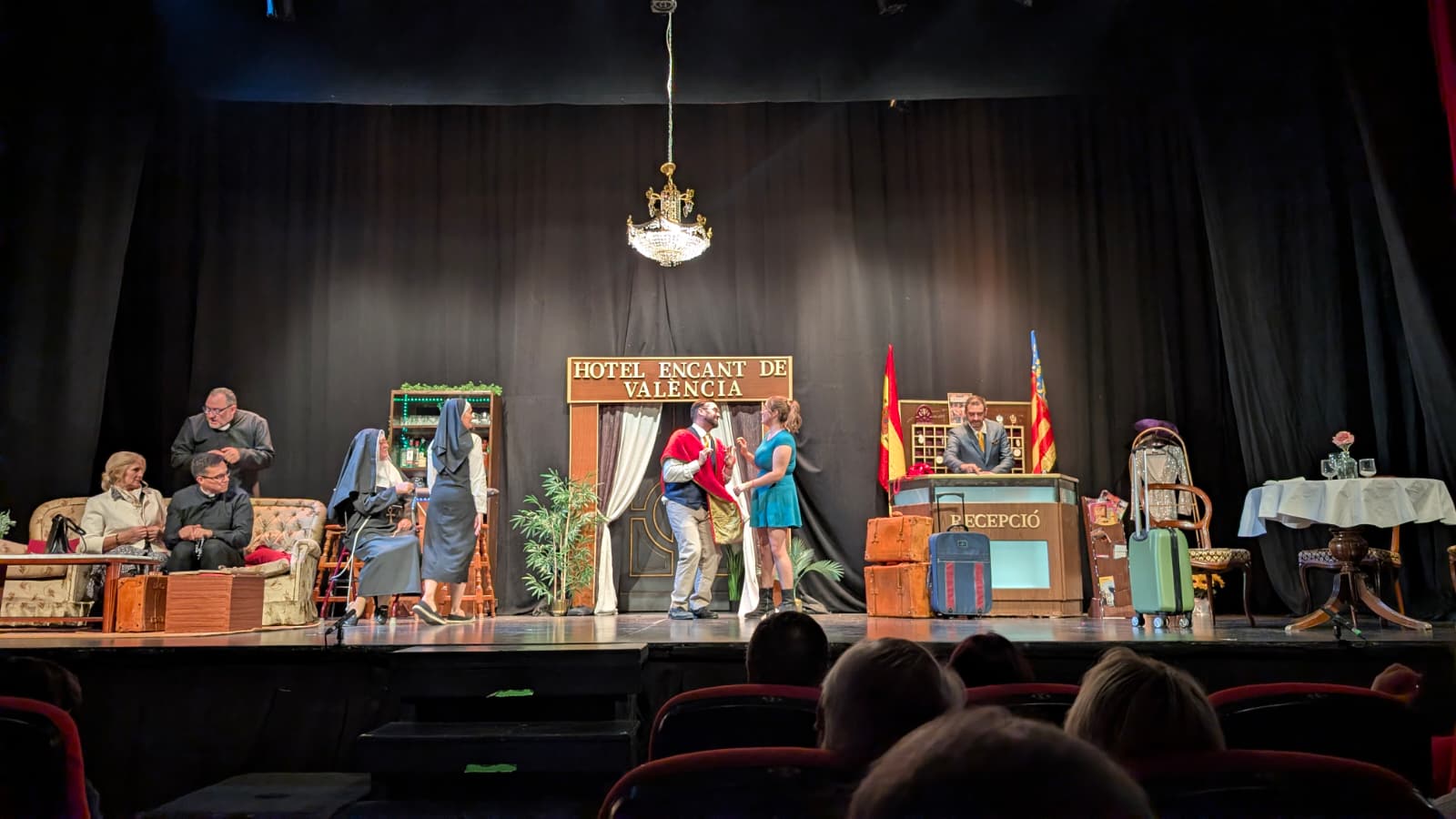 TEATRE FALLER – ‘I si fem una bogeria?’, la obra de Barrio de La Luz