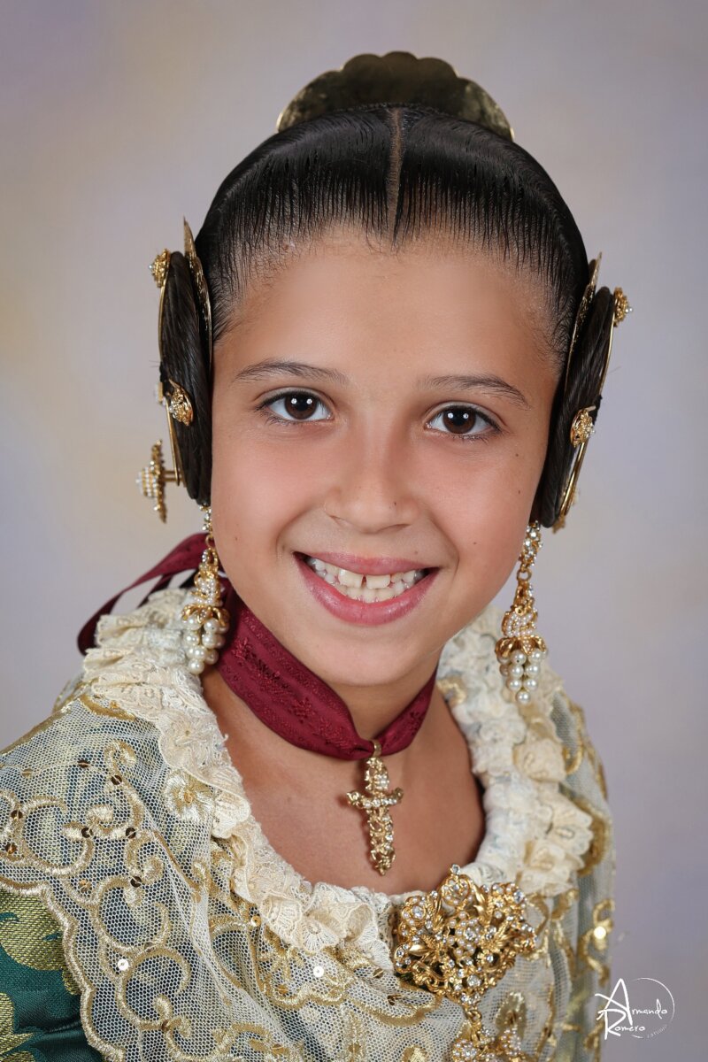 Daniella Samblas Benaches